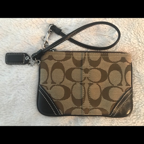 Coach Wristlet - Picture 1 of 2